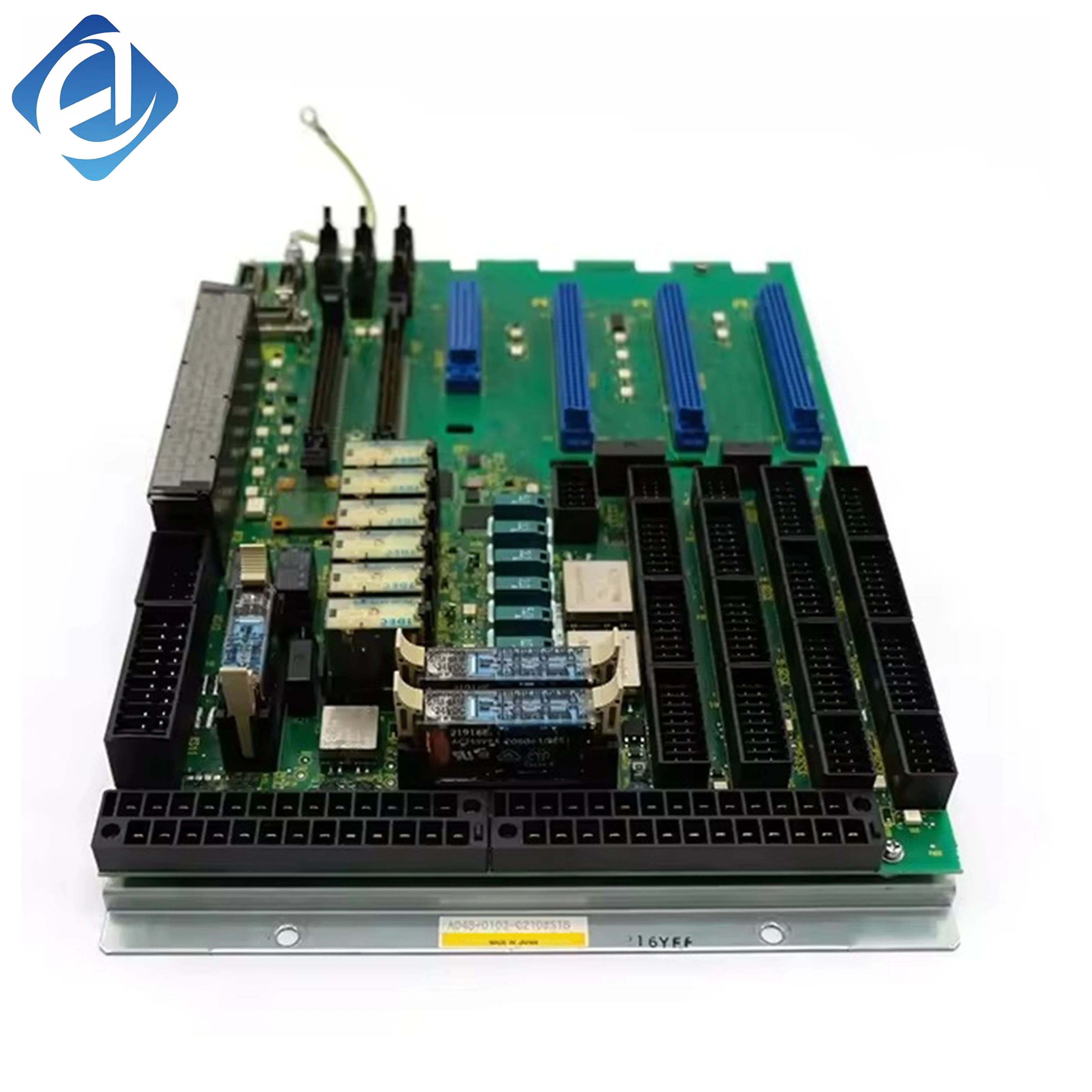 New Original A04B-0103-C210 This control module belongs to A04B series for industrial automation systems. It processes control signals and ensures stable operation of related equipment.