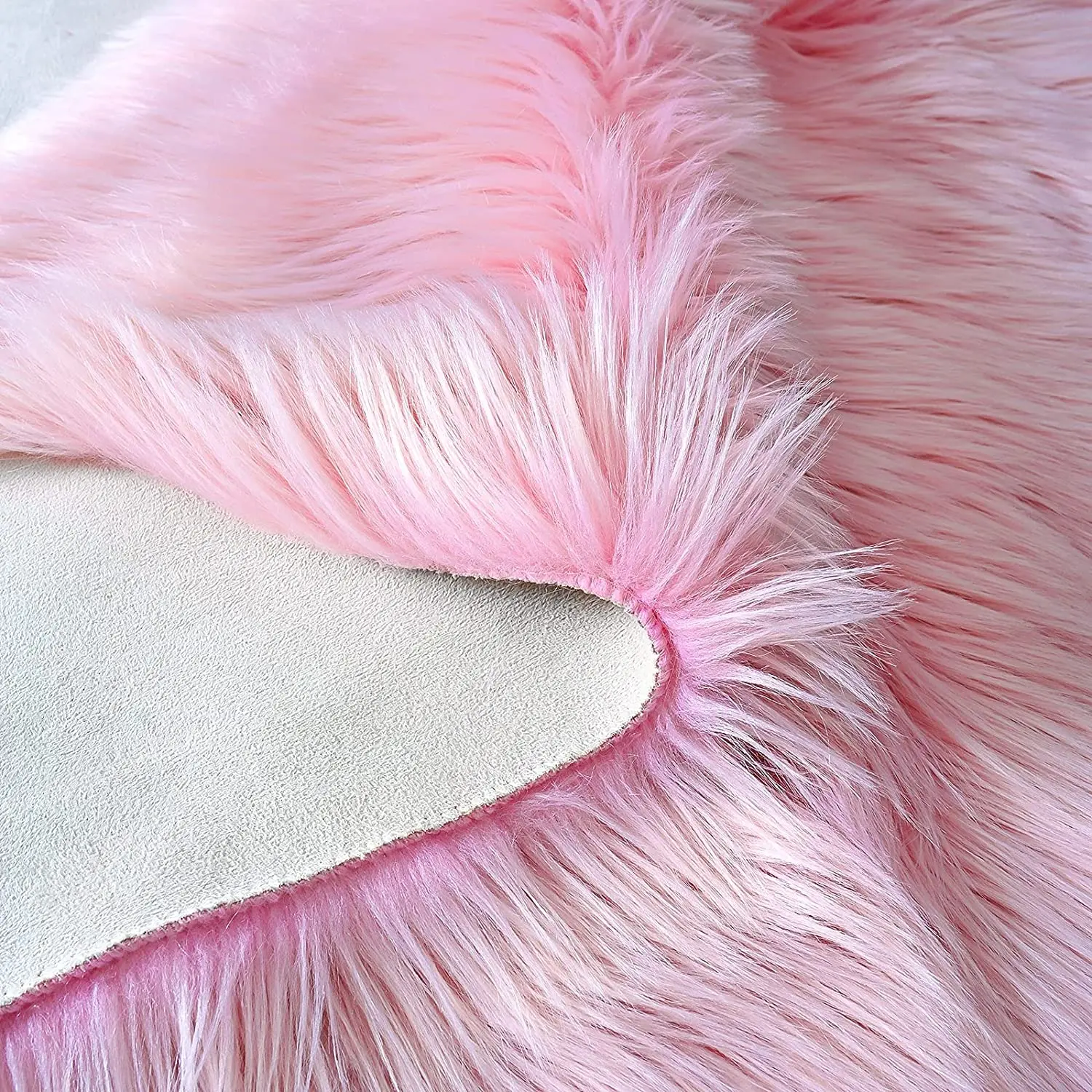 Soft Faux Fur Fluffy Area Rug And Luxury Fuzzy Sheepskin Carpet Rugs For Bedroom Living Room
