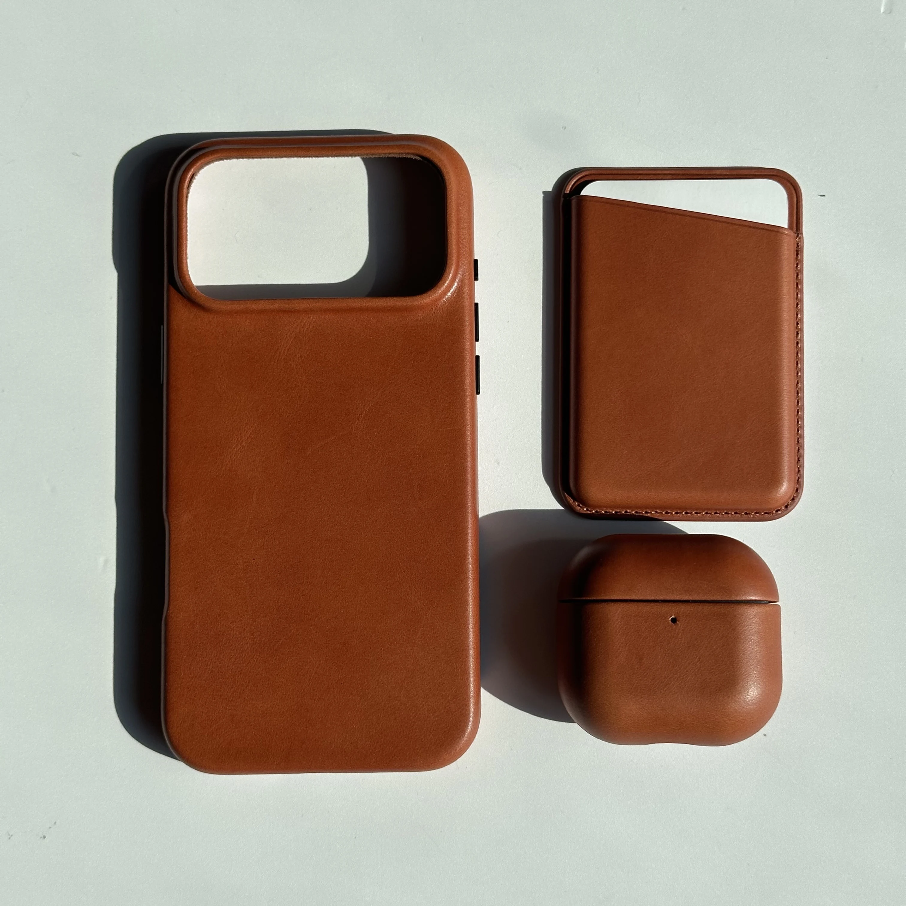 Luxurious Oil Wax Leather Case for iPhone  17 Pro Max