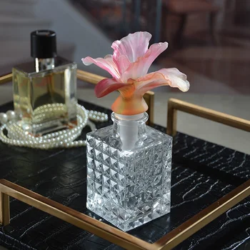Crystal Art Glass Luxury Flower Shaped Perfume Bottle Wedding Giveaway Gift