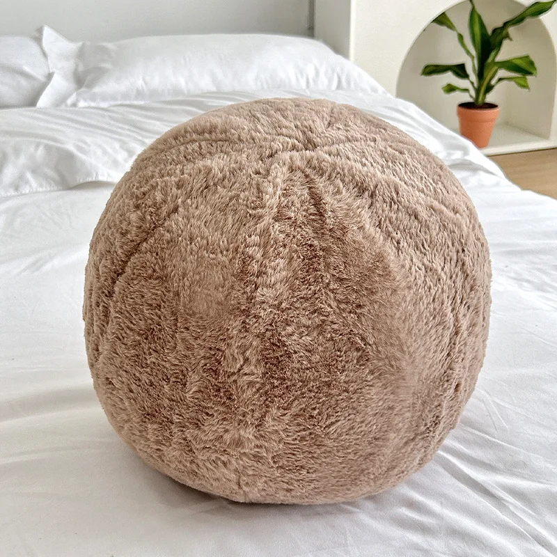 Wholesale New Design Soft Plush Rabbit Fur Round Cushion Hand Knitted Woven Cushion Home Decorative Sofa Pillow factory