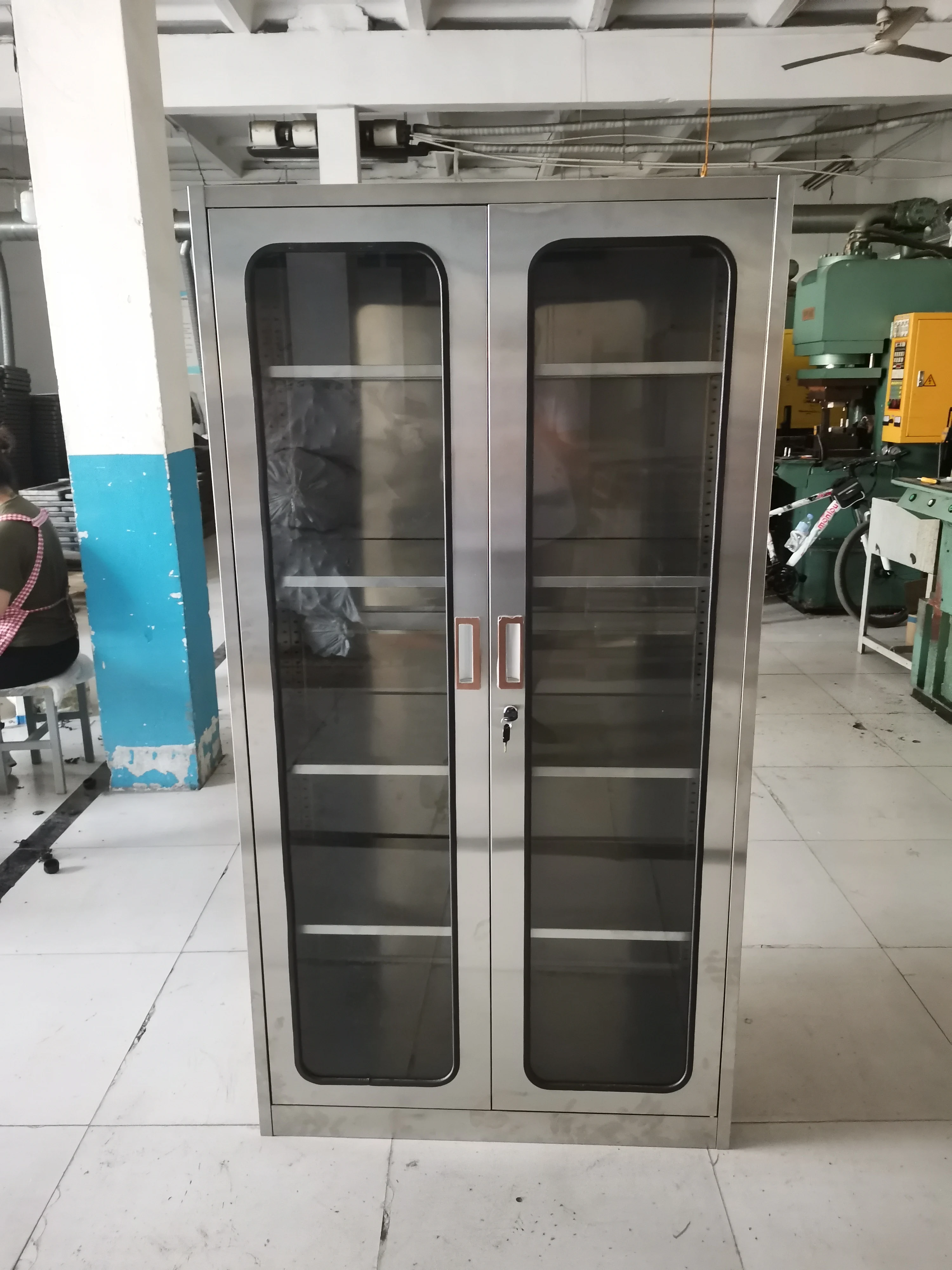 Factory Direct Sale Chemical Reagent Storage Cabinet Laboratory Display Cabinet for Hospital