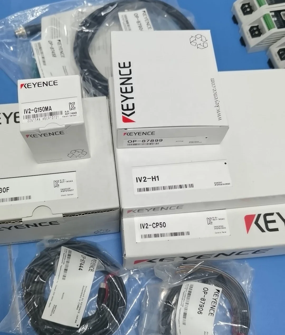 KEYENCE ビジョンモニターIV2-CP50 color-lcd-display-control-