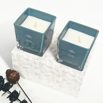 Home Decoration Custom Luxury Scented Candles Soy Blue Fragrant Scented Candle In Square Glass Jar With Box