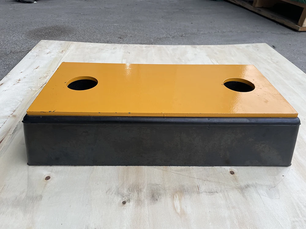 Special High Pressure Dock Dock Warehouse Anti-impact Rubber Block - Iron Plate Rubber Dock Leveler Bumper for Truck factory