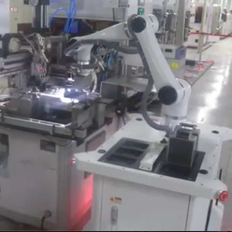 プログラマブル ロボットの腕としてロボットCobotを扱う6車輪軸のロボット ハンの星の移動式プラットホーム