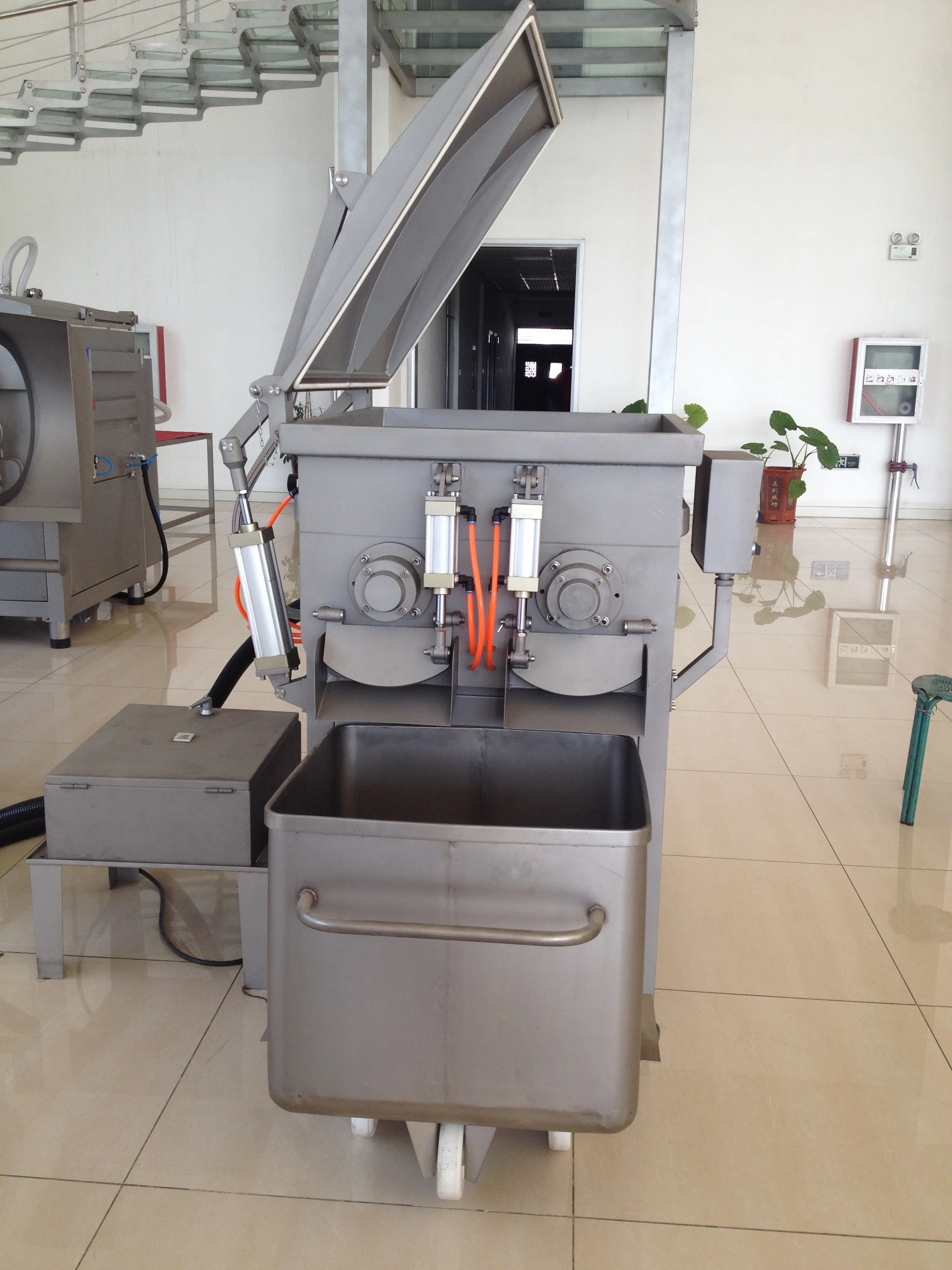 Commercial Vacuum Meat Mixing Machine Industrial Vacuum Meat Mixer ...
