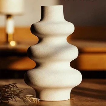Wholesale Irregular Modern Nordic Style Spiral White Ceramic Vases Home Hotel Decoration Ornament Ceramic Vases For Home Decor
