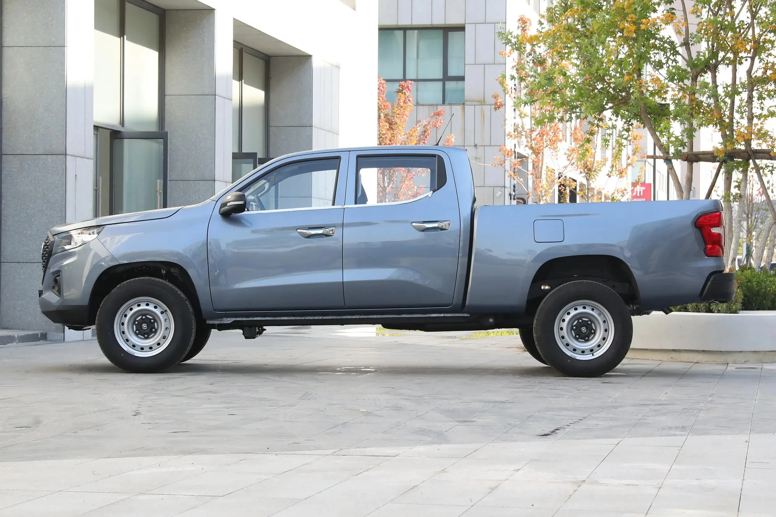2.0T Manual 4WD Gasoline Car Factory Price Changan Pickup Truck 2wd 4wd Manual Pickup Truck Changan F70 Blue Whale Auto