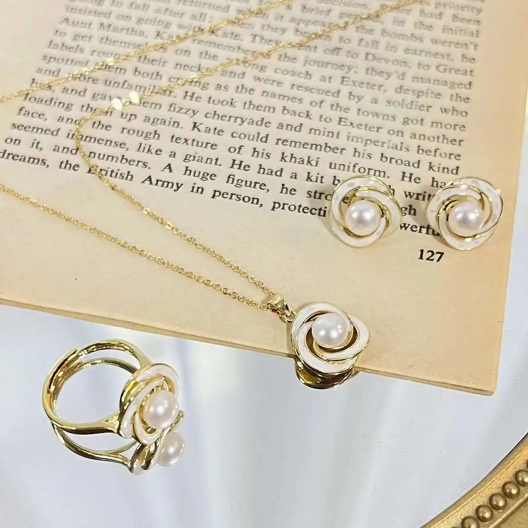 Set Gioielli Perla Acqua Dolce Set Collana, Orecchini E Bracciale In Perle D 'Acqua Dolce Bianche 9-10mm - Argento Placcato, Fatto A Mano Persona Revelations