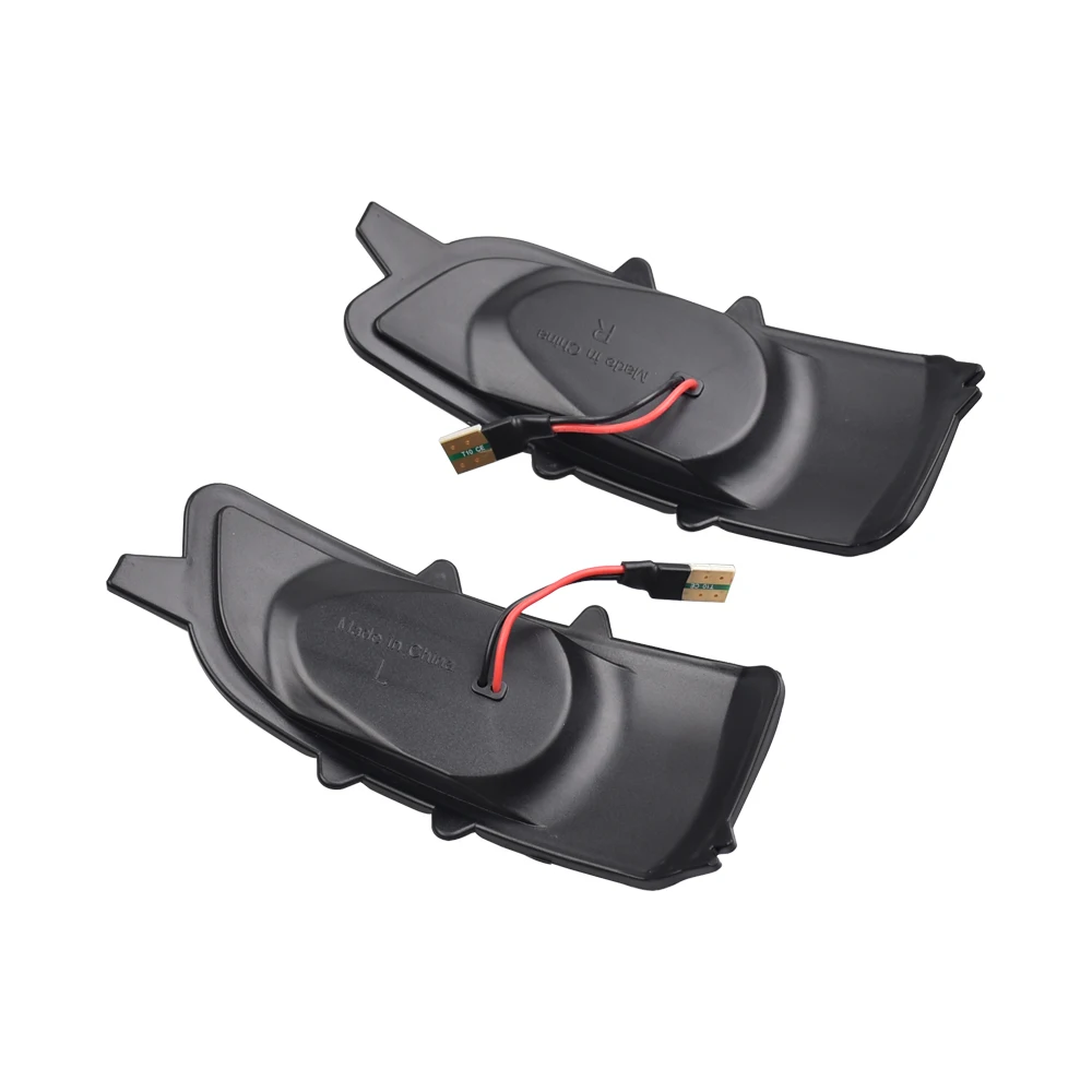 LED Dynamic Car Indicator  for Volvo C30 S40 S60 S80 C70 V50 V70 Turn Signal Mirror Light Rearview Mirror Lamp 31111090 31111102