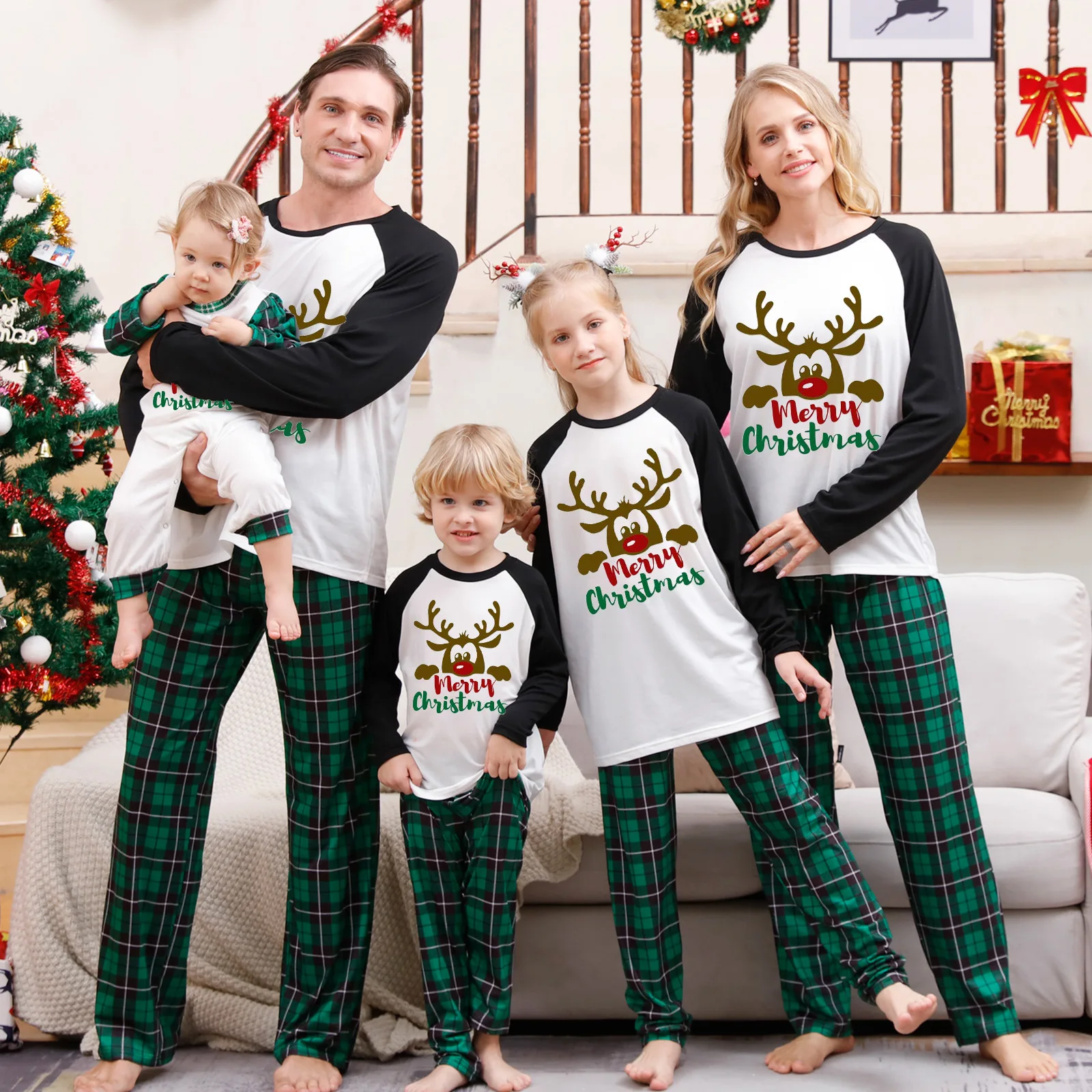 New Xmas Green Halloween Christmas Family Dress Cute Cartoon Character  Pattern Family Matching Sets Christmas Couples Pajamas
