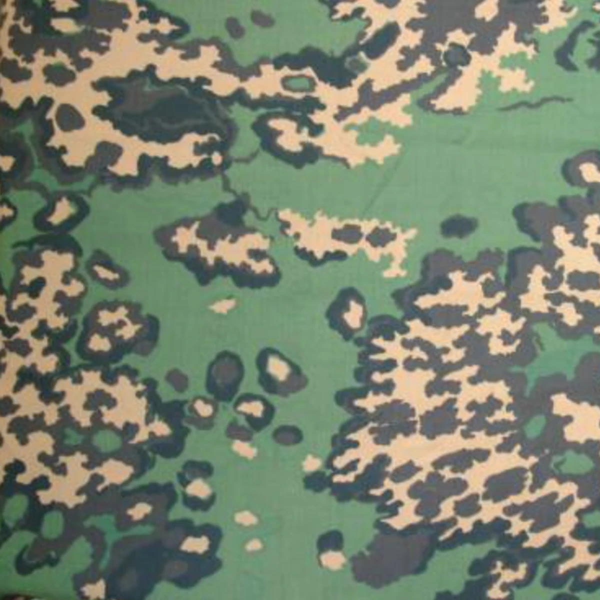 Фабричная ткань Yilong оптовая продажа плетеная саржевая TC Полиэстер Хлопок Россия SS Leto камуфляжная для униформы