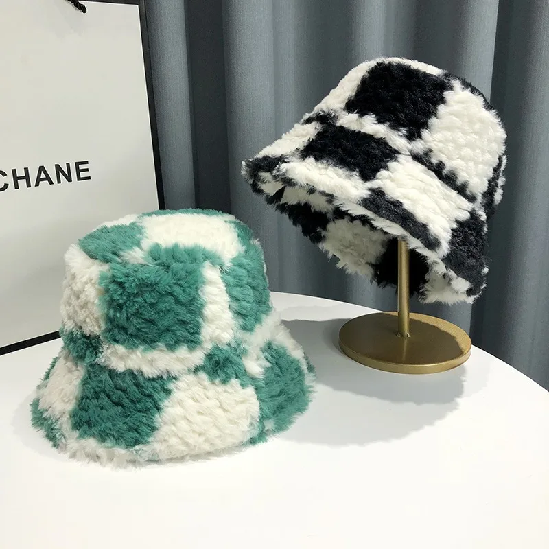 2022 Top Quality Patchwork  Custom Plaid Furry Fluffy Faux Fur Bucket Hat