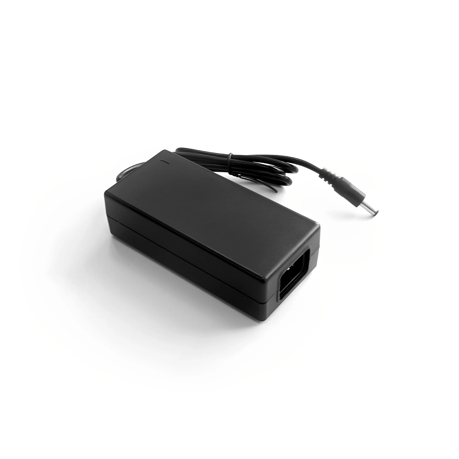 Универсальный адаптер питания для