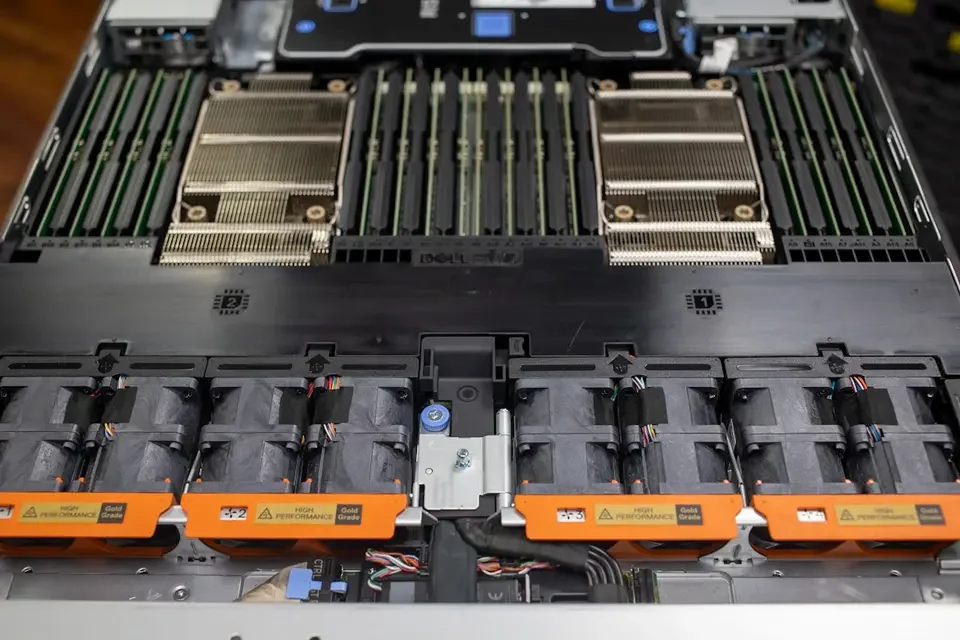 Poweredge R660 Server Rack Mount Band New PowerEdge R660 Rack Server 1U Rack Server Server R660| Alibaba.com