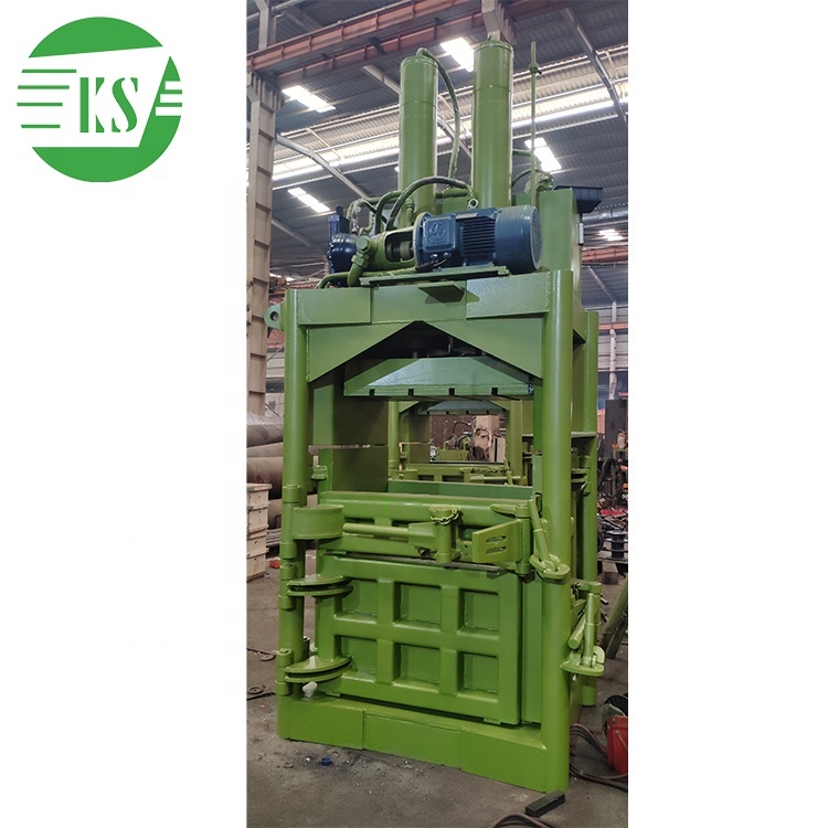 
YJ-100 небольшой пресс-подборщик машина вертикальный гидравлический лом картон упаковочная машина пресс-подборщик макулатуры машина 
