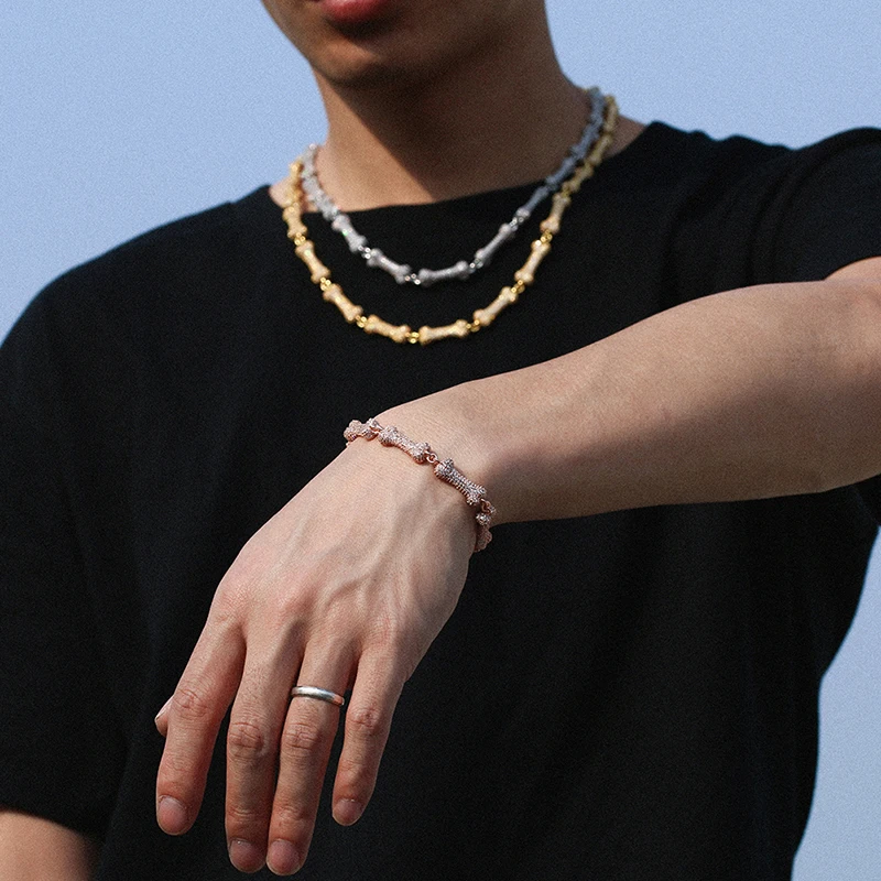 シルバー ゴールド 彫刻模様 オープンバングル a5faa7fec2d7ff7a8cc1637facc4d5