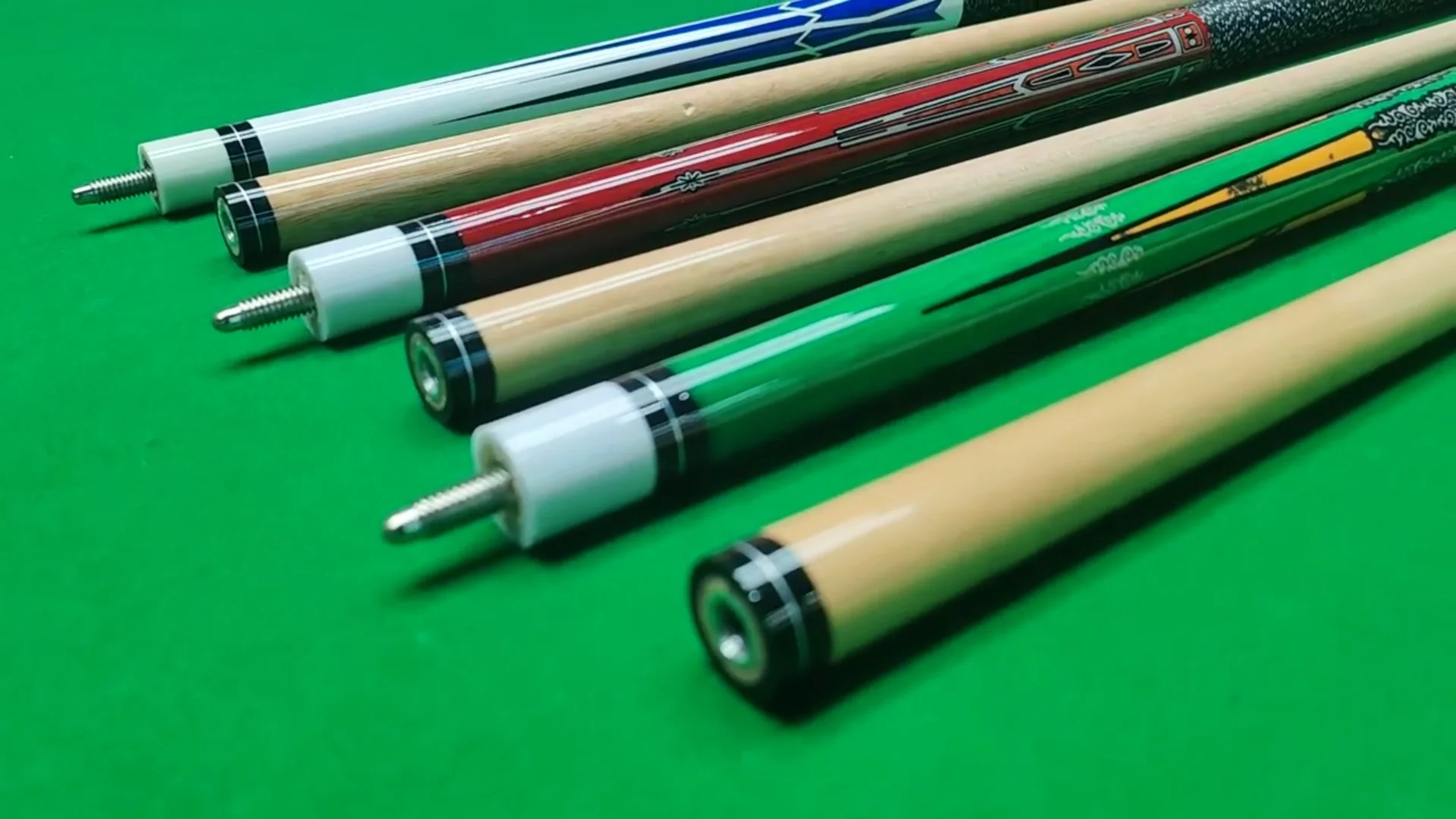 Wholesale 12.8mmtip Ash Wood Billiard Cue Cheap Tacos De Billar 1/2