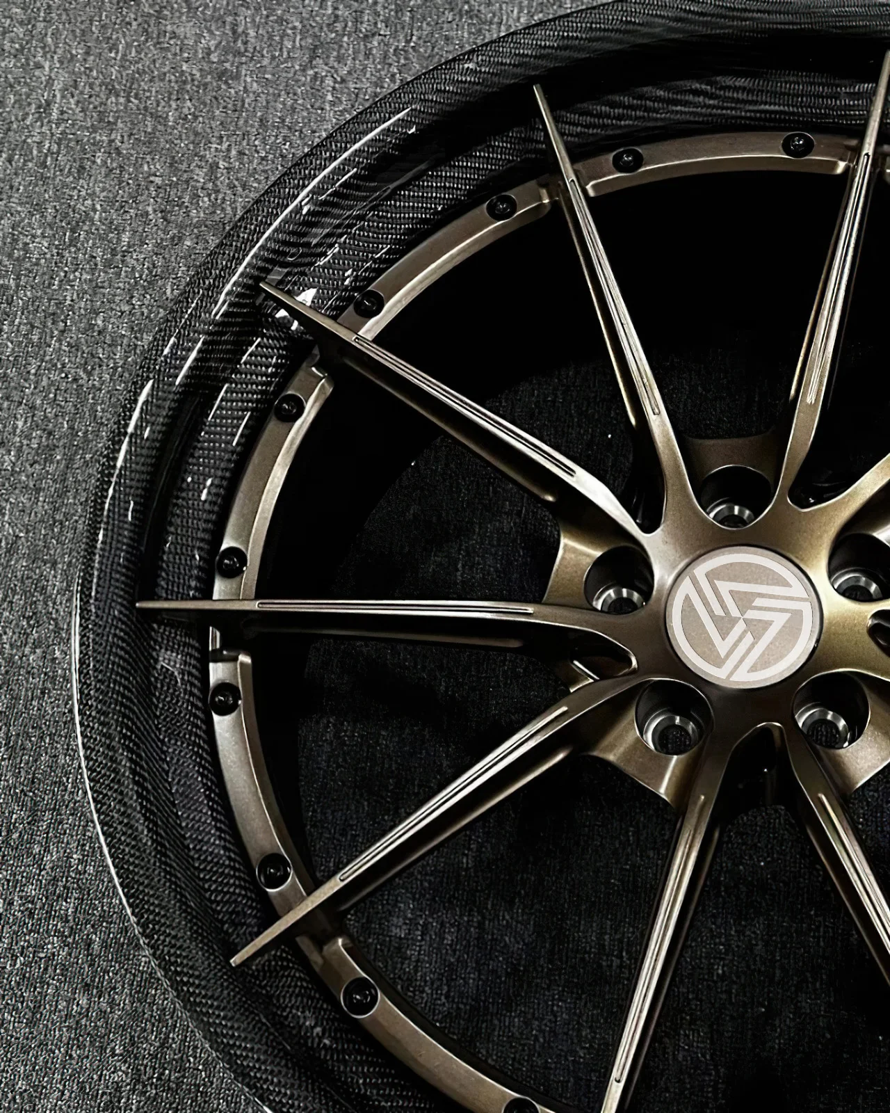 XL Carbon Fiber Lip Deep Concave 2 Piece Forged Wheels Bronze Multi-Spoke Custom Rims 18 19 20 21 22 Inch Racing Car Wheel - Image 4