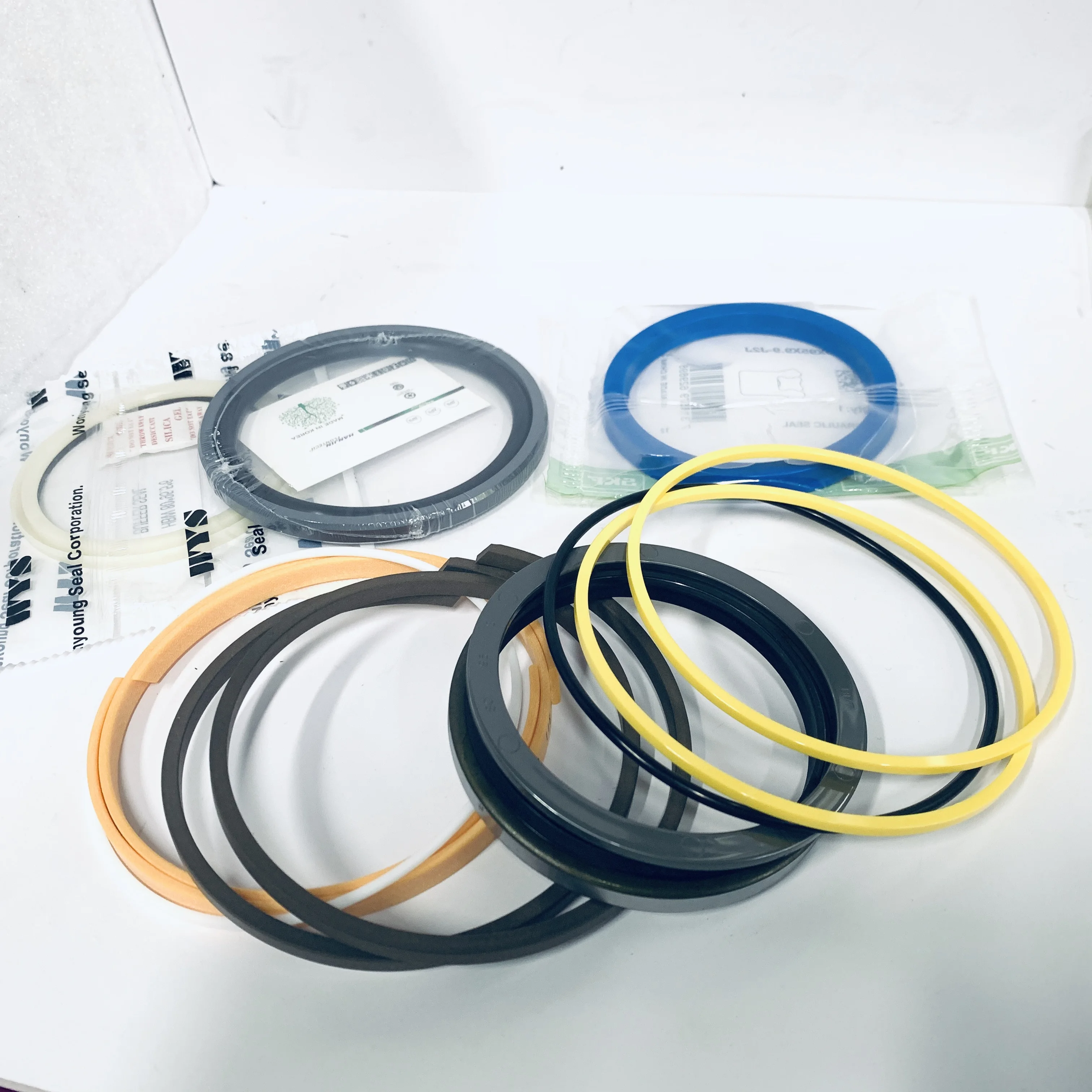 Hot Sell Arm Seal Kit Spare Parts Cat320b/c/d 247-8974 Hydraulic Cylinder Boom Bucket Oil Seal Kit for Excavator Attachment