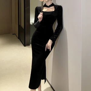 Women's Medium Length Casual Dress Black Velvet Slim Fit with Square Collar Skirt Split and Lace Stitching