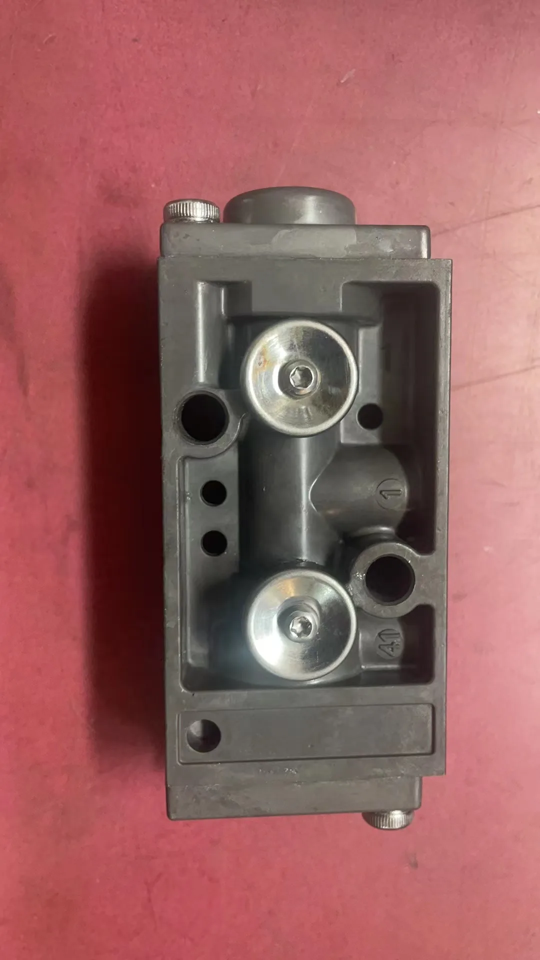 VIT Gearbox Valve 0501208629 42534677 1374723 523300 factory