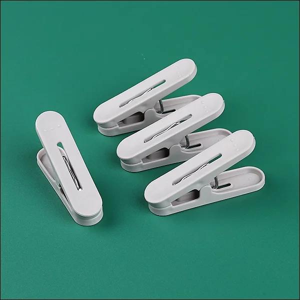 SOLELY Factory's Hot Sale Japanese Style Clothes Clips  Pins Pegs Wardrobe Balcony Bathroom Living room