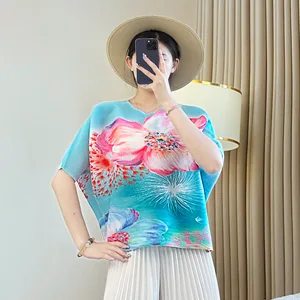 Miyake 2026 Summer Women's Slim Printed Short Sleeve T-Shirt Geometric Pattern Casual Style Pleated Neck Foreign-Style Jacket