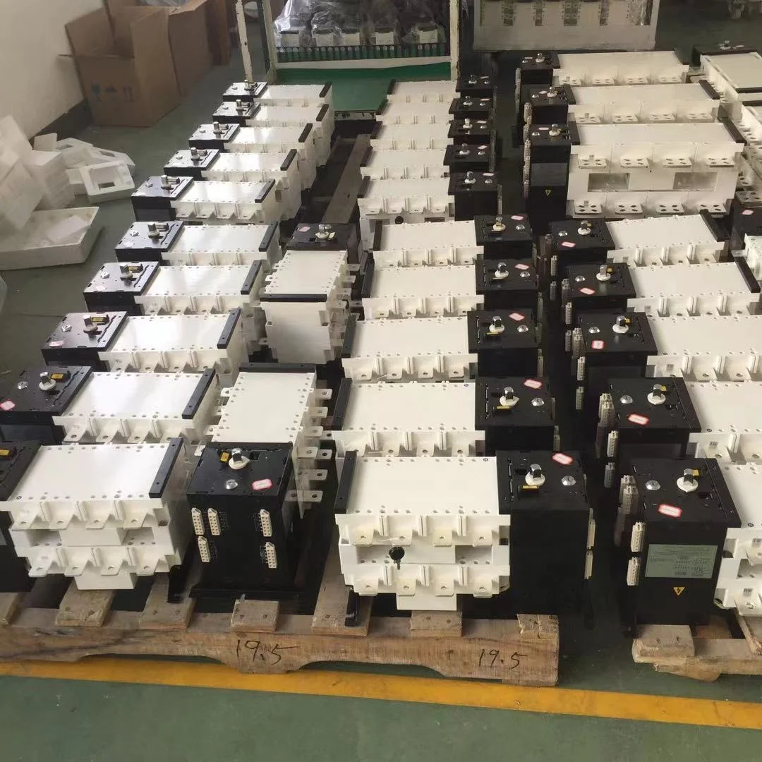 KINEE Automatic Transfer Switch ATS 3P 4P 100A 250A 400A 630A 800A 1250A 1600A 2500A Capacity Plastic and Metal Material