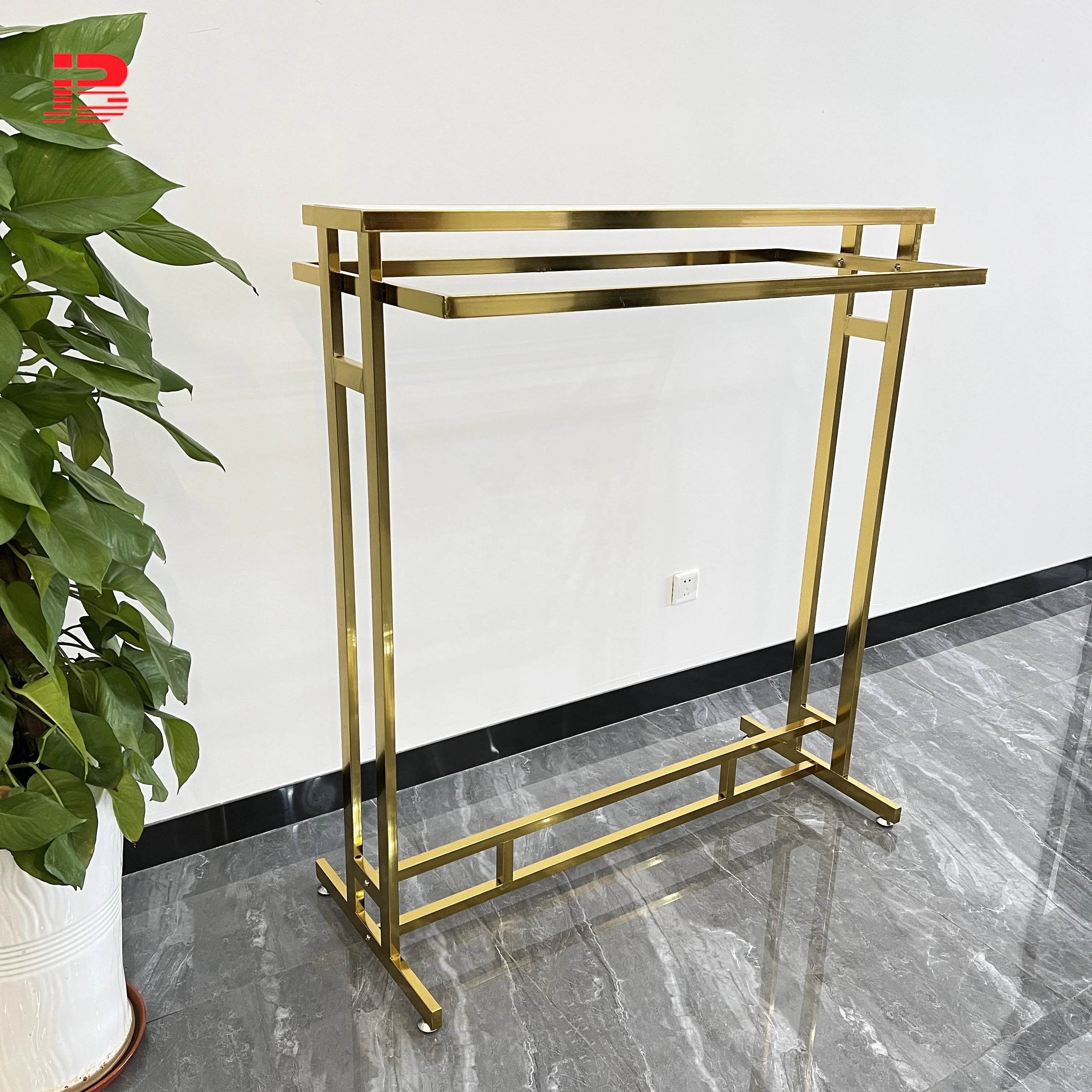 Golden Clothes Display Rack Double Sided Multifunctional Garment Store Display Racks