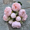 Pivoine à 9 têtes