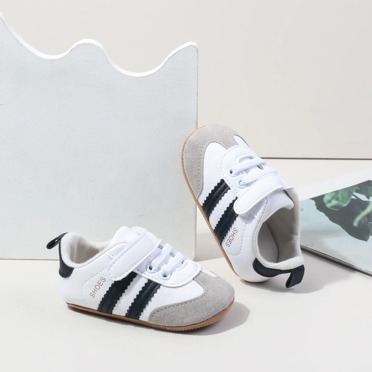 2025 New Unisex Baby Sneaker High Quality PU TPR Sole Anti-Slip Pre-Walk Shoes 0-15 Months Pre-Walk Flat Sneakers Fashionable supplier