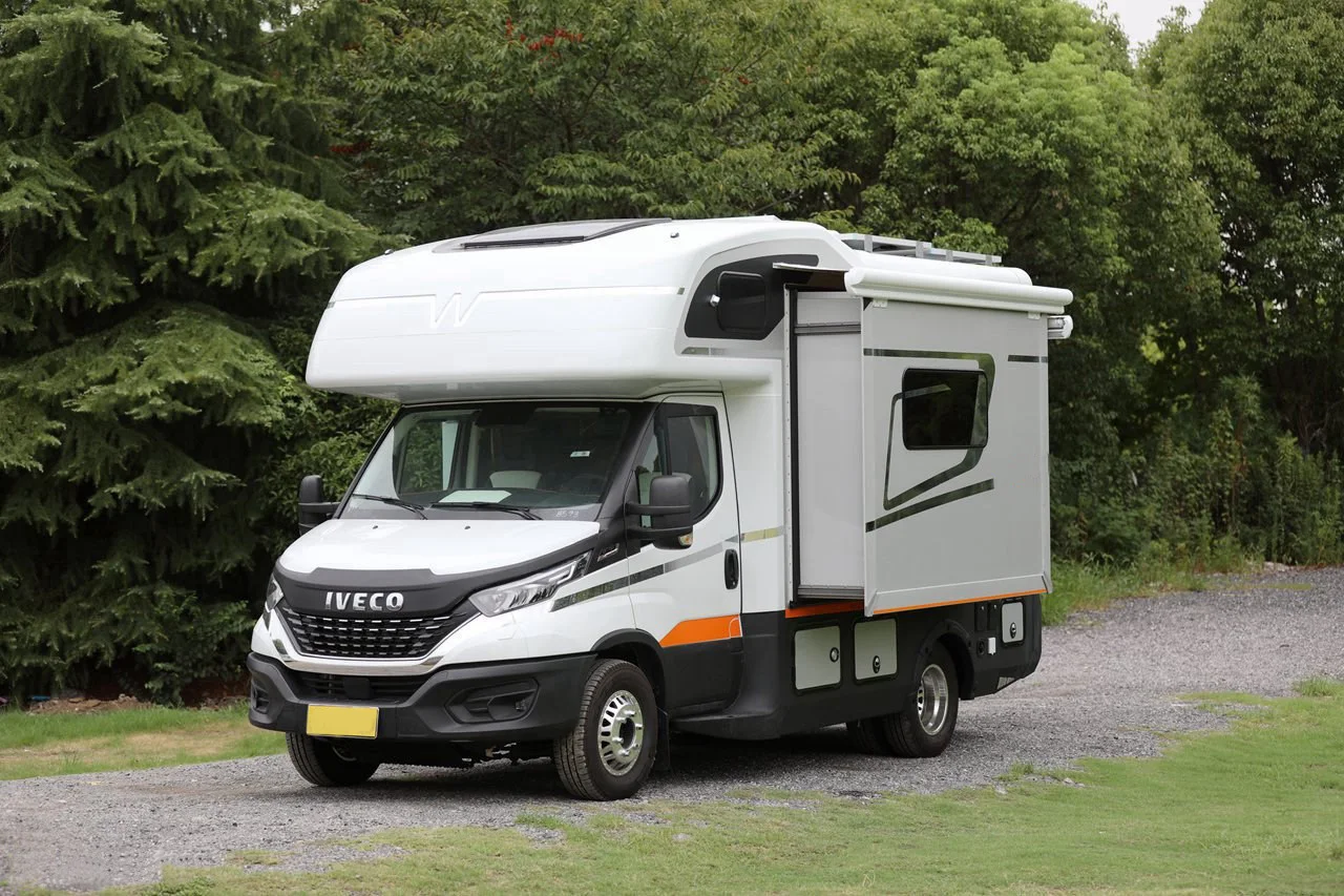 Australian 4wd Motorhomes Luxury Motorhomes Campervans Travel Trailers