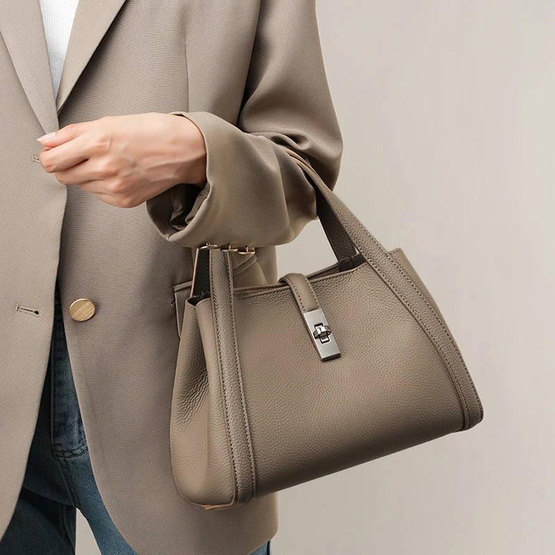 Hot Selling OEM ODM Pebbles Pattern Leather Crossbody Hand Bag Custom Leather Bag for Women’s Shoulder Bags for Female
