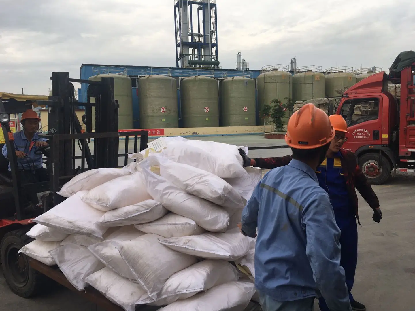 Саркозинат натрия по лучшей цене, CAS 4316-73-8, производство саркозината натрия