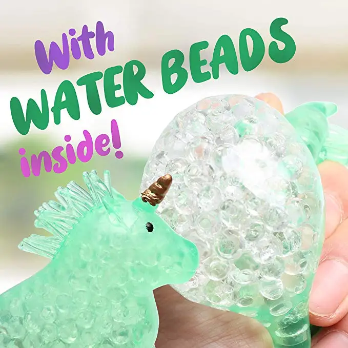 Giocattolo Di Plastica Anti-stress Sensoriale Per Tubi Pop Nelle Mani Dei Bambini Un Ragazzino Felice Gioca Con Violino Tubo Image230350384