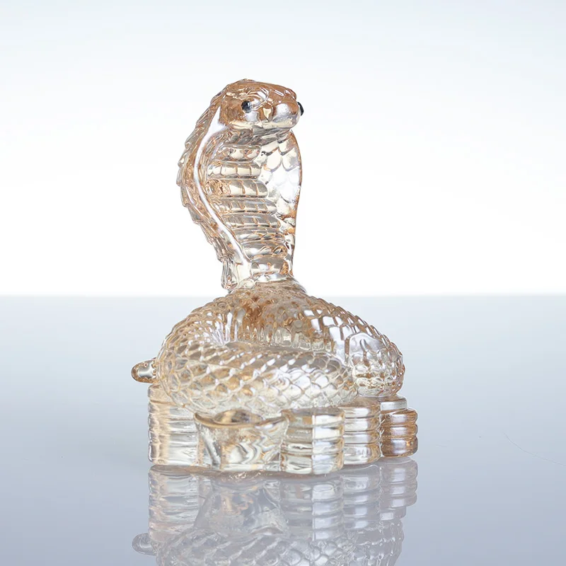 2025 Hot Sale custom horoscope small 3D glass crystal figurine crystal snakes factory