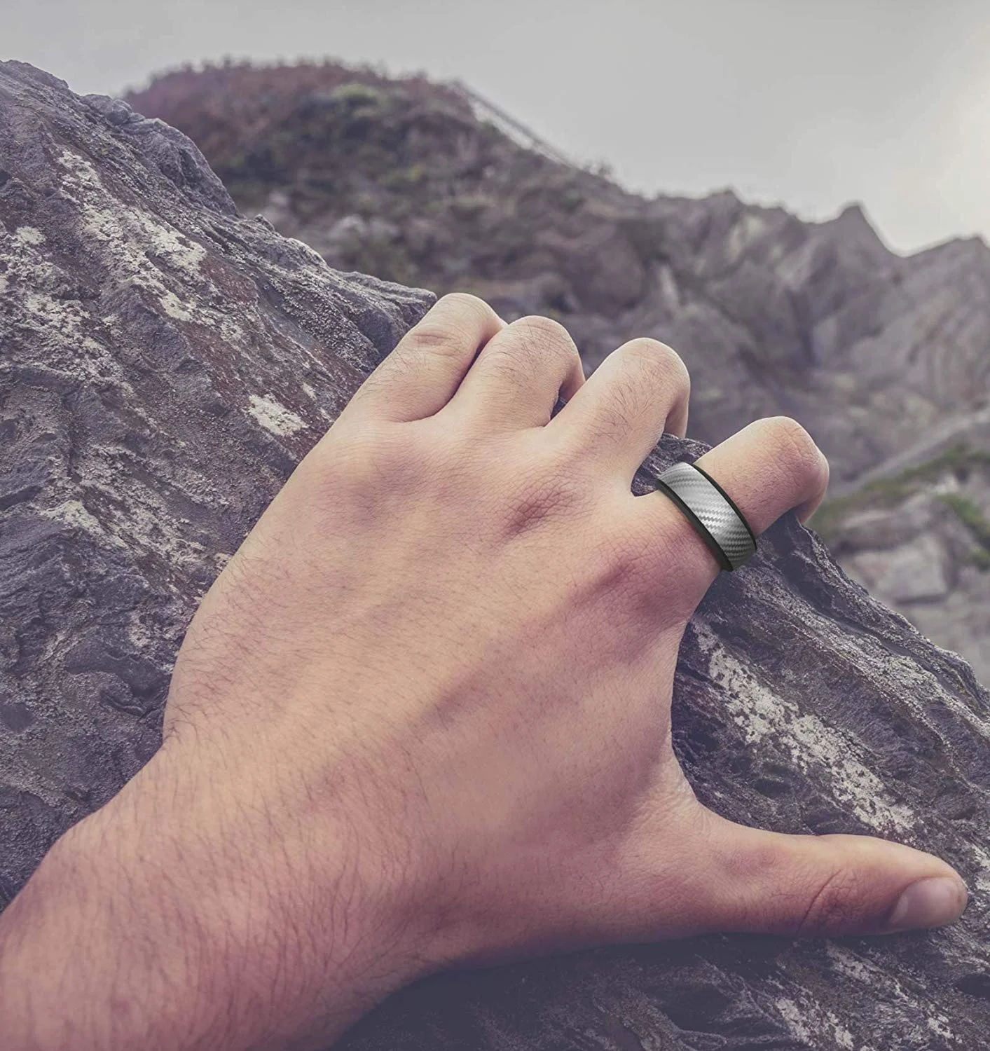 Delicate Stylish Texture Two Piece Silicone Wedding Ring