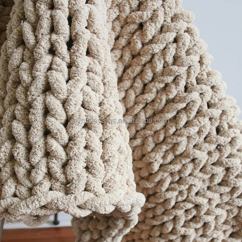 Factory Wholesale Thick Polyester Chenille Chunky Yarn For Arm Knitting