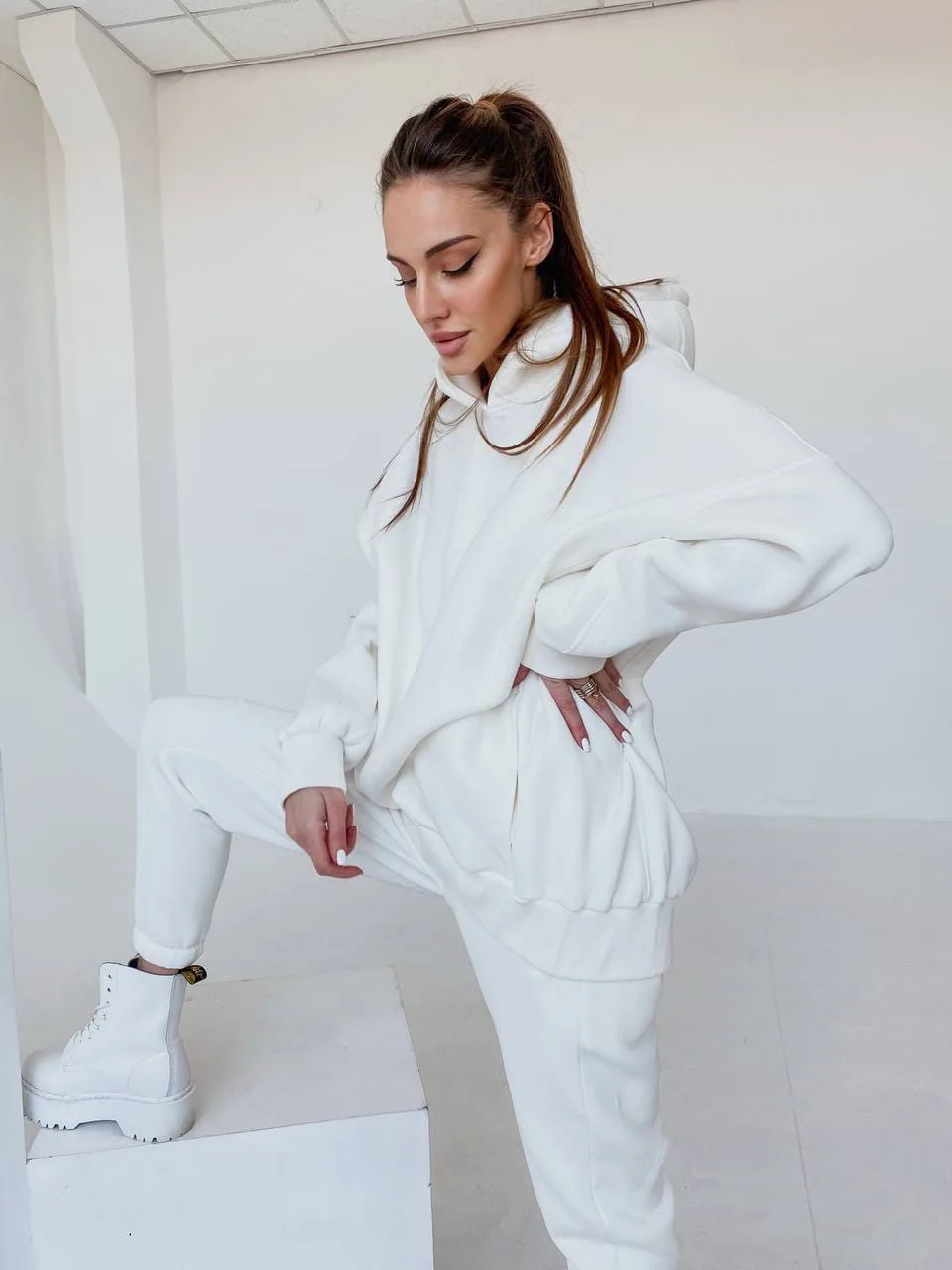 Custom Women's Solid Color Casual Two Piece Outfit 100% cotton Loose Short Hoodies