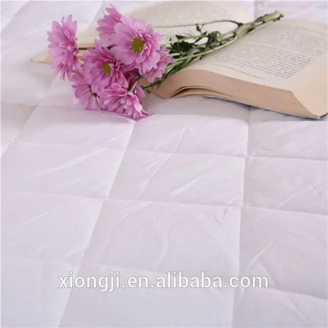 
 Дышащий бесшумный гипоаллергенный водонепроницаемый стеганый защитный чехол для матраса  