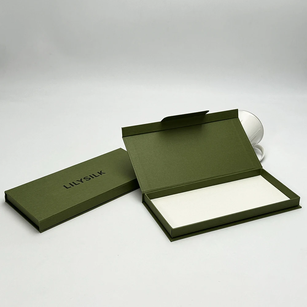 Luxury Custom Logo Design Rigid Cardboard Paper Magnetic Closure Flap Box for gift cards