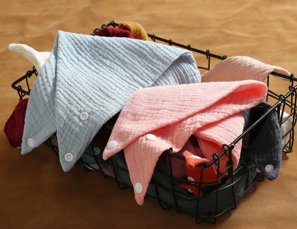 Высококачественные яркие простые белые детские нагрудники из органического муслина в европейском стиле