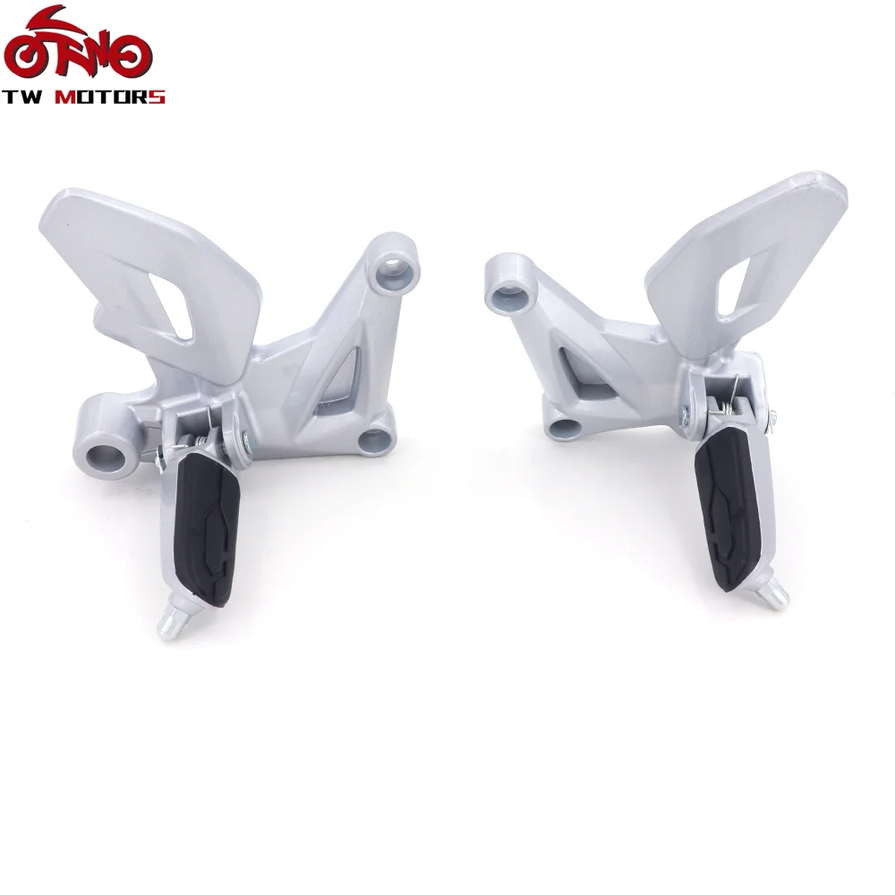 Factory Direct Sales Motorcycle Front Footrest Pegs Front Foot Pedals Assembly for Tvs Motorcycle Spare Parts