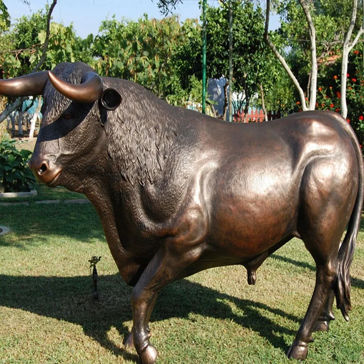 非洲野牛雕塑图片图片