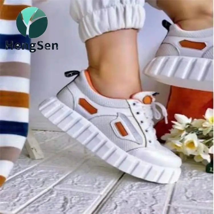 Amazon.com: Zapatillas planas con cordones y tacón plano para mujer (verde  militar, 9.5-10) : Ropa, Zapatos y Joyería
