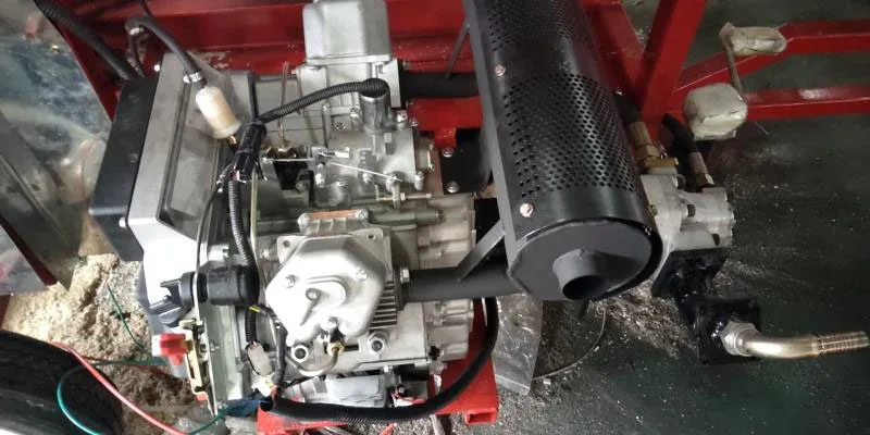 25hp diesel motor.jpg