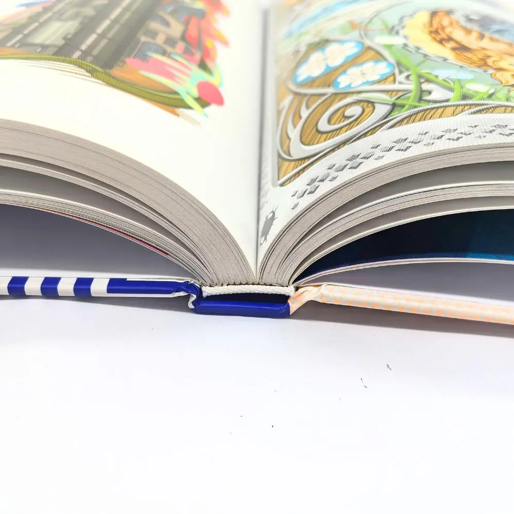2025 Custom Full-Color OEM Printed Spanish Bible Factory Direct Pocket Book Type Hard Cover with Art Paper Offset Printing details