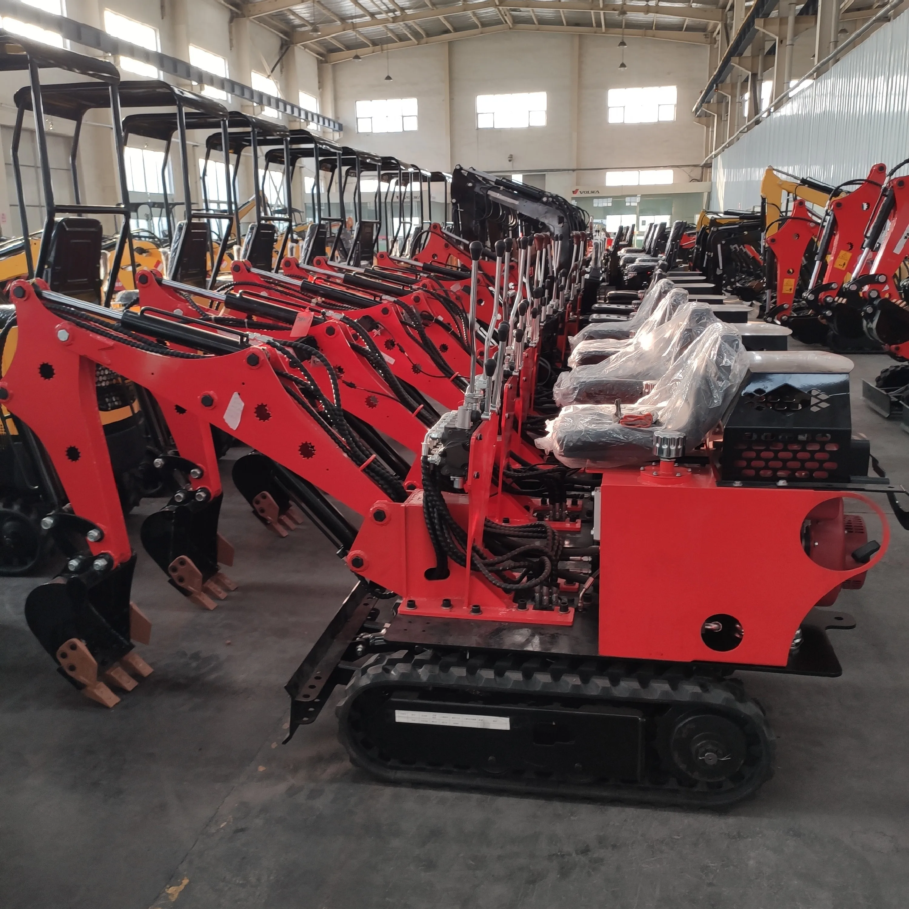 Newest Excavator 0.8ton Excavator Machine / Swamp Clearance Mini